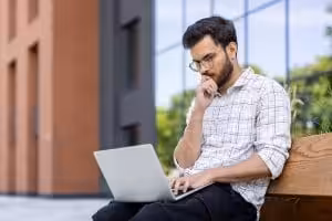 NMIMS Online MBA vs Amity Online MBA